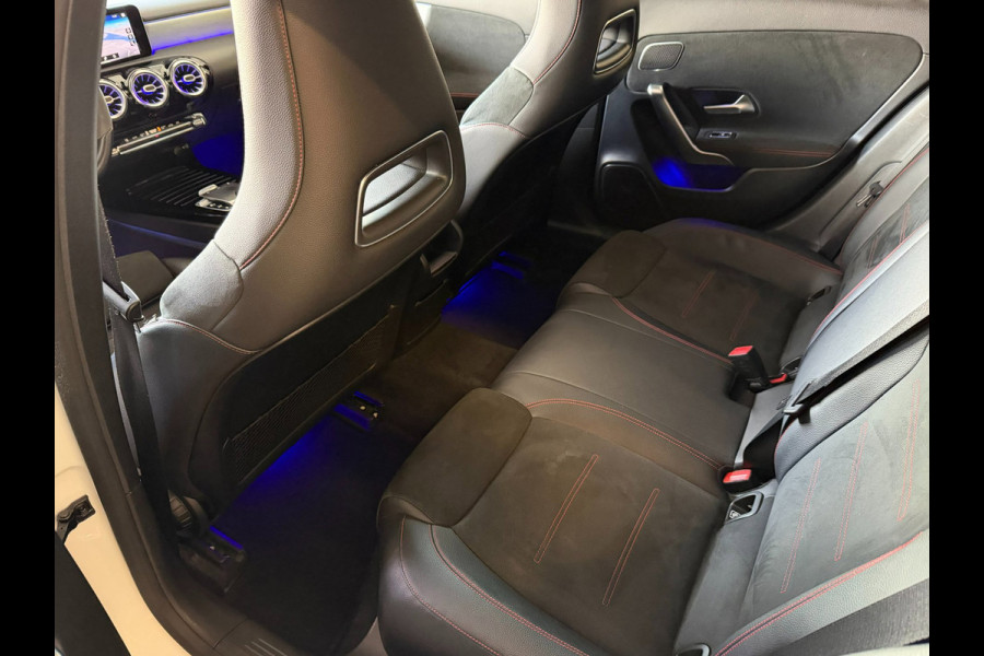Mercedes-Benz A-Klasse 250 Premium Plus AMG-Pakket l Sfeerverlichting l Widescreen