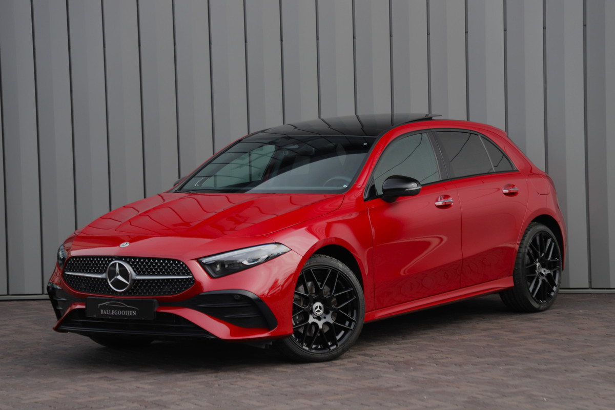 Mercedes-Benz A-Klasse 250e AMG | 218PK | Pano | Sfeerverlichting | Burmester | Multibeam | Leder | Distronic | Stuurwielverwarming | Trekhaak | 2024.