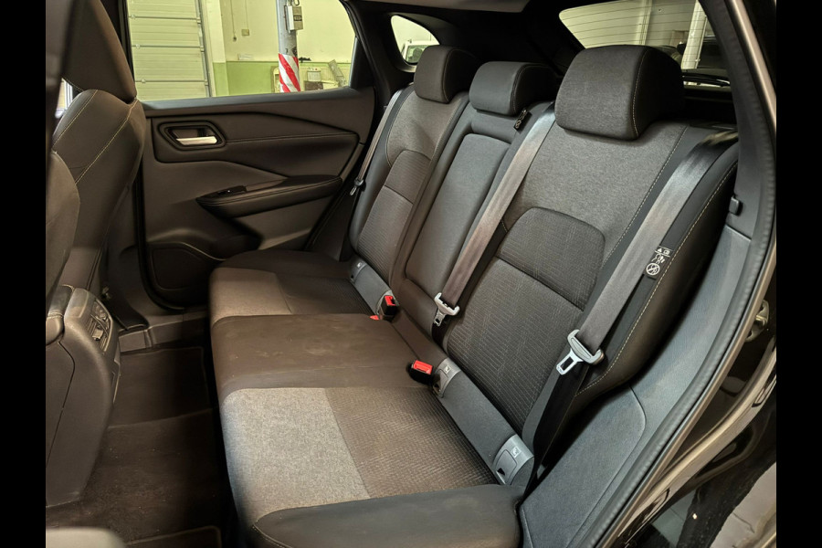 Nissan QASHQAI 1.3 MHEV 158PK XTRONIC N-CONNECTA 360CAMERA/NAVI/PANORAMADAK