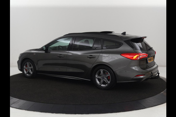 Ford Focus 1.5 EcoBoost ST Line X | Panoramadak | Trekhaak | Adaptive cruise | Stoelverwarming | Half leder | Camera | Carplay | Elektrische stoel | Stuurverwarming | Full LED | Navigatie | Climate control
