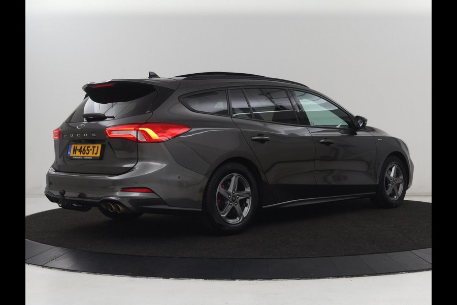 Ford Focus 1.5 EcoBoost ST Line X | Panoramadak | Trekhaak | Adaptive cruise | Stoelverwarming | Half leder | Camera | Carplay | Elektrische stoel | Stuurverwarming | Full LED | Navigatie | Climate control