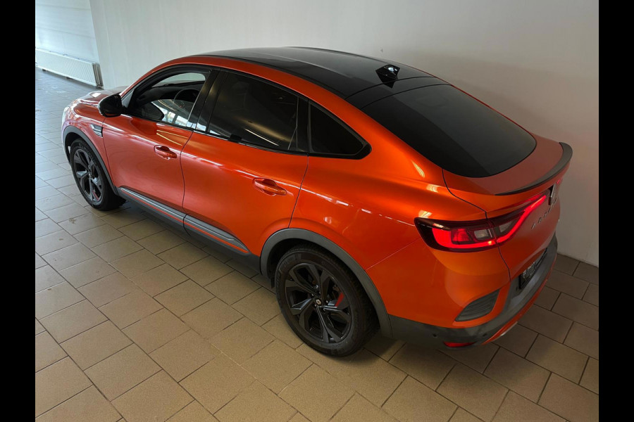 Renault Arkana 1.6 E-Tech Hybrid 145 R.S. Line AUTOMAAT AIRCO CLIMA NAVI CRUISE BT VELGEN METALLIC LAK PRIVACYGLAS NIEUWSTAAT