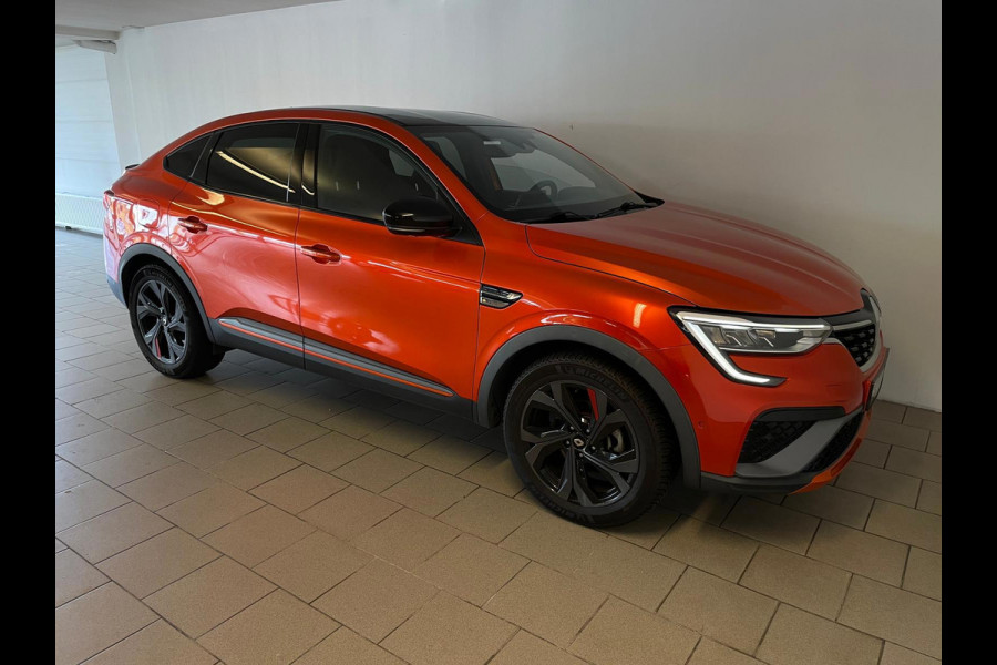 Renault Arkana 1.6 E-Tech Hybrid 145 R.S. Line AUTOMAAT AIRCO CLIMA NAVI CRUISE BT VELGEN METALLIC LAK PRIVACYGLAS NIEUWSTAAT