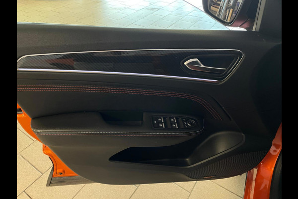 Renault Arkana 1.6 E-Tech Hybrid 145 R.S. Line AUTOMAAT AIRCO CLIMA NAVI CRUISE BT VELGEN METALLIC LAK PRIVACYGLAS NIEUWSTAAT