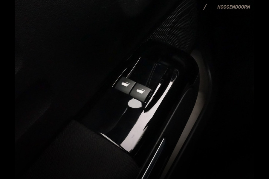 Citroën C3 1.2 PureTech Business Luxe (APPLE CARPLAY,PARKEERSENSOREN,CRUISE CONTROL,NAVIGATIE,CLIMATE CONTROL,TOPCONDITIE)