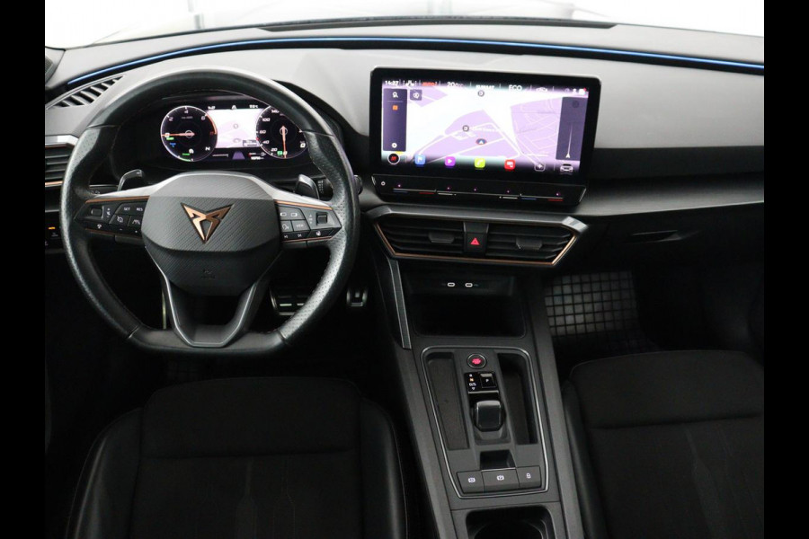 CUPRA Leon 1.4 e-Hybrid | Stoelverwarming | Adaptive cruise | Camera | Half leder | Navigatie | Keyless | Full LED | Sfeerverlichting | Park Assist | Sportstoelen | Stuurverwarming | PHEV | Plug In