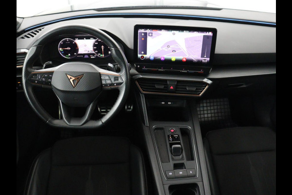 CUPRA Leon 1.4 e-Hybrid | Stoelverwarming | Adaptive cruise | Camera | Half leder | Navigatie | Keyless | Full LED | Sfeerverlichting | Park Assist | Sportstoelen | Stuurverwarming | PHEV | Plug In