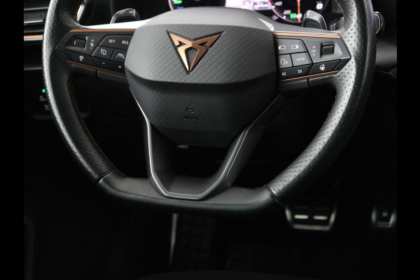 CUPRA Leon 1.4 e-Hybrid | Stoelverwarming | Adaptive cruise | Camera | Half leder | Navigatie | Keyless | Full LED | Sfeerverlichting | Park Assist | Sportstoelen | Stuurverwarming | PHEV | Plug In