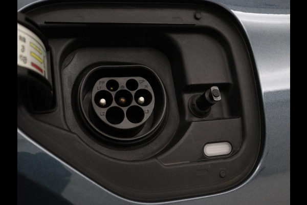 CUPRA Leon 1.4 e-Hybrid | Stoelverwarming | Adaptive cruise | Camera | Half leder | Navigatie | Keyless | Full LED | Sfeerverlichting | Park Assist | Sportstoelen | Stuurverwarming | PHEV | Plug In