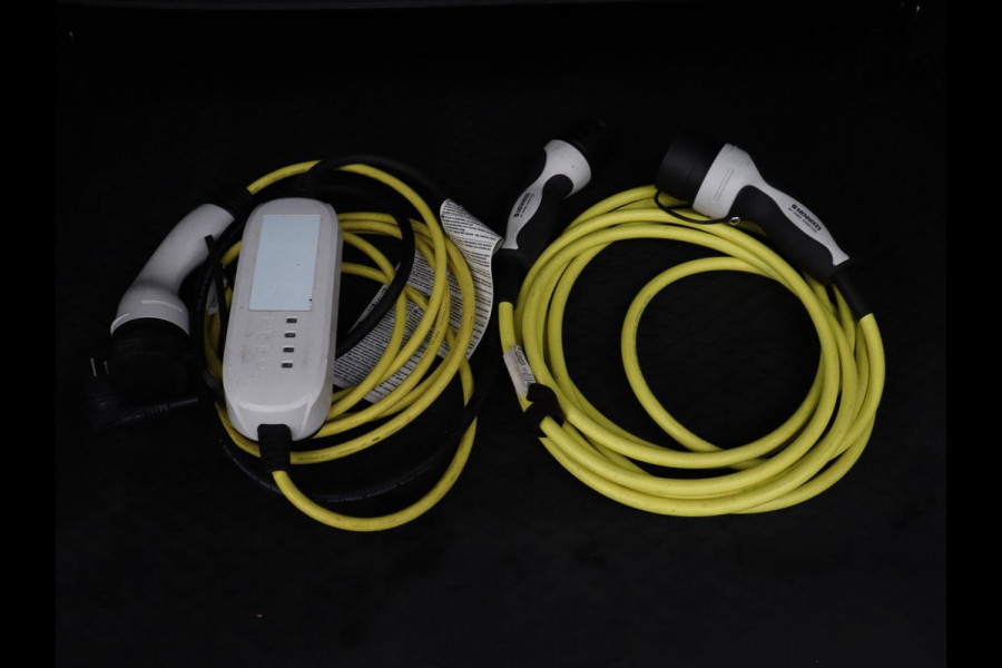 CUPRA Leon 1.4 e-Hybrid | Stoelverwarming | Adaptive cruise | Camera | Half leder | Navigatie | Keyless | Full LED | Sfeerverlichting | Park Assist | Sportstoelen | Stuurverwarming | PHEV | Plug In