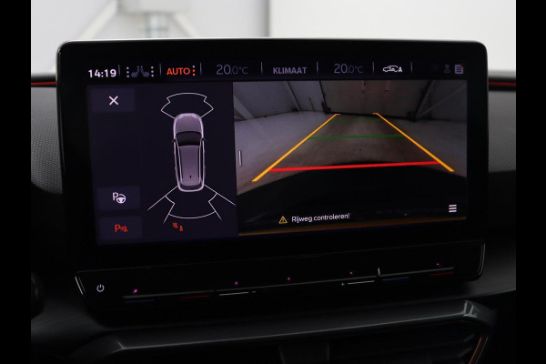 CUPRA Leon 1.4 e-Hybrid | Stoelverwarming | Adaptive cruise | Camera | Half leder | Navigatie | Keyless | Full LED | Sfeerverlichting | Park Assist | Sportstoelen | Stuurverwarming | PHEV | Plug In