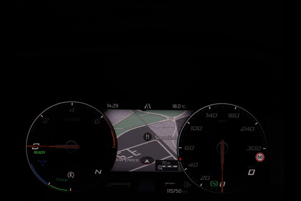CUPRA Leon 1.4 e-Hybrid | Stoelverwarming | Adaptive cruise | Camera | Half leder | Navigatie | Keyless | Full LED | Sfeerverlichting | Park Assist | Sportstoelen | Stuurverwarming | PHEV | Plug In