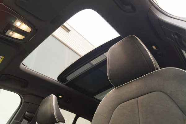 Volvo XC40 Recharge P8 AWD R-Design -SOH92%-PANO-NAVI-ECC-