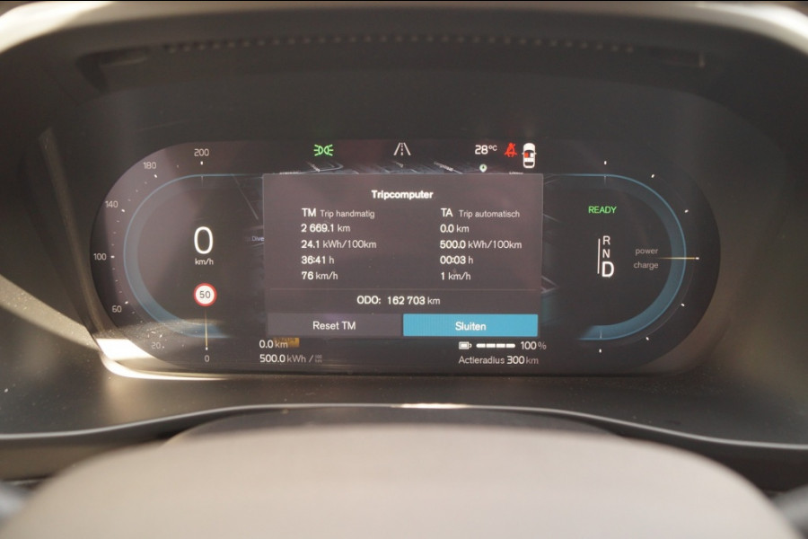 Volvo XC40 Recharge P8 AWD R-Design -SOH92%-PANO-NAVI-ECC-