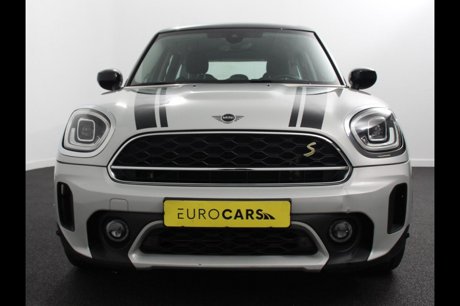 MINI Countryman 1.5 Cooper S E ALL4 | Navigatie | Climate Control | Lichtmetalen Velgen | Led