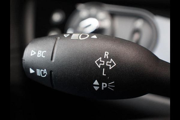 MINI Countryman 1.5 Cooper S E ALL4 | Navigatie | Climate Control | Lichtmetalen Velgen | Led