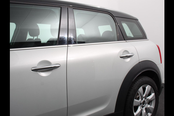 MINI Countryman 1.5 Cooper S E ALL4 | Navigatie | Climate Control | Lichtmetalen Velgen | Led