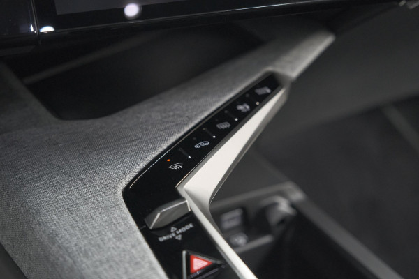 Peugeot 3008 1.2 Hybrid 145 GT | Adaptieve Cruise Control | Camera | Elektrische Kofferklep | Apple Carplay