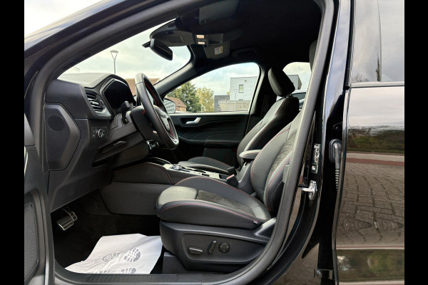 Ford Kuga 2.5 PHEV ST-Line X 243pk Winterpack | Adaptieve Cruise | AGR stoelen | Elektrische Achterklep | 2.100kg Trekgewicht | Nederlandse auto | B&O Audio