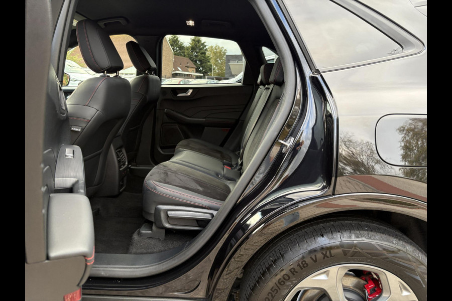 Ford Kuga 2.5 PHEV ST-Line X 243pk Winterpack | Adaptieve Cruise | AGR stoelen | Elektrische Achterklep | 2.100kg Trekgewicht | Nederlandse auto | B&O Audio