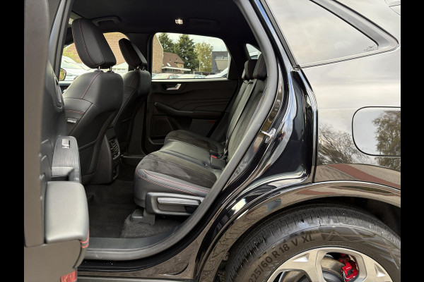 Ford Kuga 2.5 PHEV ST-Line X 243pk Winterpack | Adaptieve Cruise | AGR stoelen | Elektrische Achterklep | 2.100kg Trekgewicht | Nederlandse auto | B&O Audio