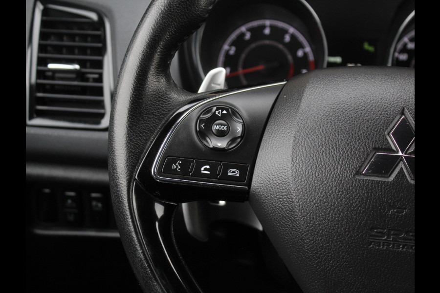 Mitsubishi ASX 2.0 Instyle AUTOMAAT | NAVI | CARPLAY | CRUISE | CLIMATE | DAB | CAMERA | STOELVERW | LED | PDC | LMV18 | TRHAAK | PANODAK
