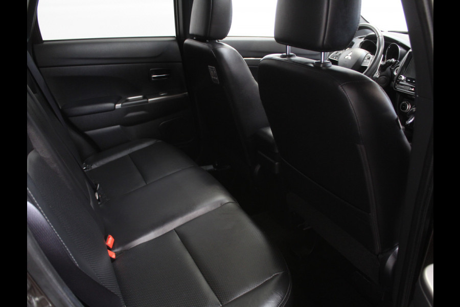 Mitsubishi ASX 2.0 Instyle AUTOMAAT | NAVI | CARPLAY | CRUISE | CLIMATE | DAB | CAMERA | STOELVERW | LED | PDC | LMV18 | TRHAAK | PANODAK