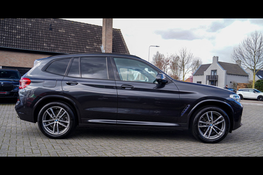 BMW X3 XDrive20i High Executive | M-pakket | BTW incl. | Panorama | Trekhaak | Harman Kardon | Facelift | 360cam | Stoelverwarming