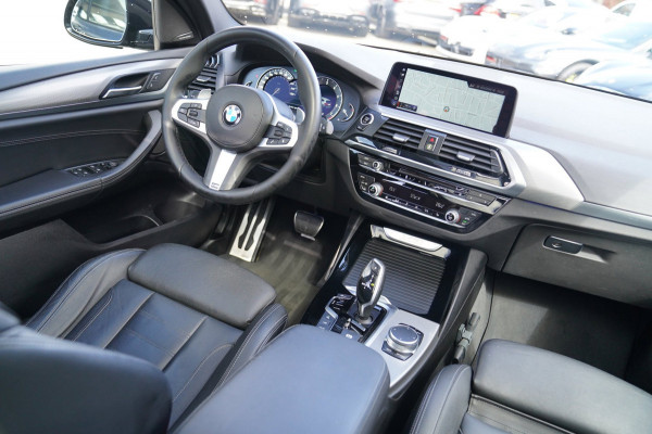 BMW X3 XDrive20i High Executive | M-pakket | BTW incl. | Panorama | Trekhaak | Harman Kardon | Facelift | 360cam | Stoelverwarming