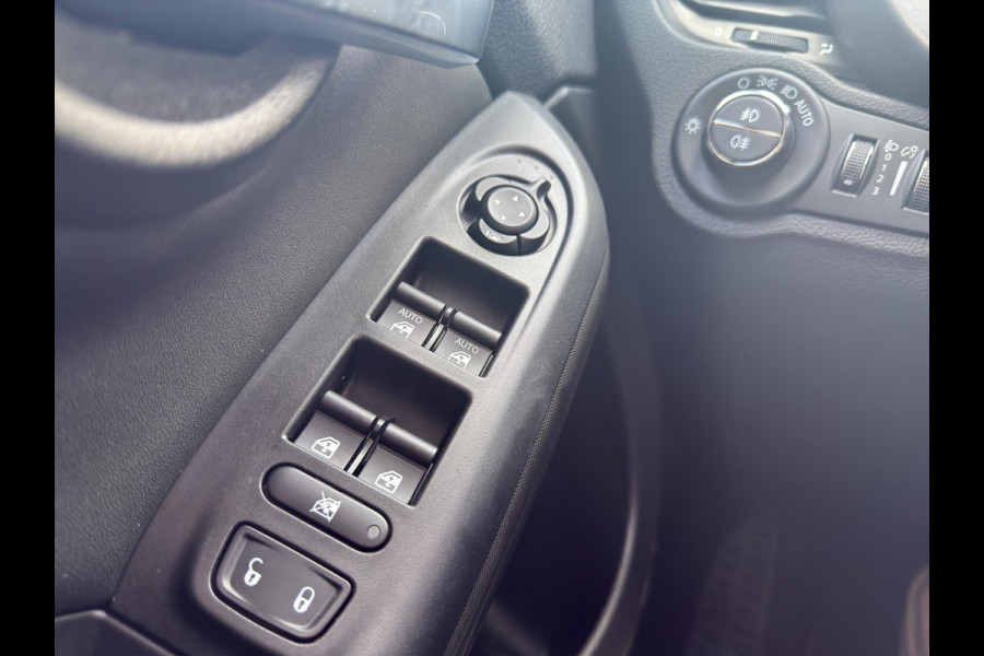 Fiat 500X 1.5 Hybrid | Cabrio | 5Drs| Automaat| Leder | Navigatie | Camera | Stoelverwarming |