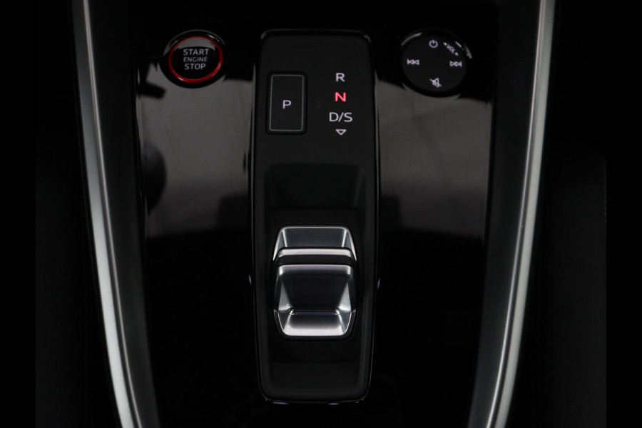Audi A3 2.0 TFSI S3 quattro | Adaptive cruise | Bang & Olufsen | Matrix LED | Leder/Alcantara | Park Assist | Stoelverwarming | Virtual Cockpit | Carplay | Navigatie | Sportstoelen | Climate control