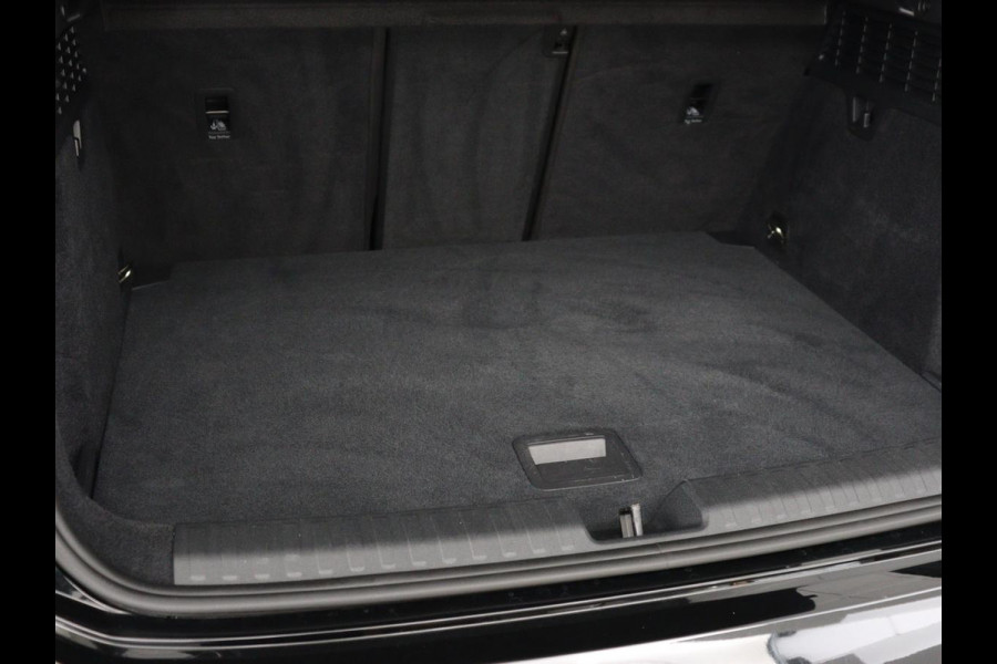 Audi S3 2.0 TFSI quattro | Adaptive cruise | Bang & Olufsen | Matrix LED | Leder/Alcantara | Park Assist | Stoelverwarming | Virtual Cockpit | Carplay | Navigatie | Sportstoelen | Climate control