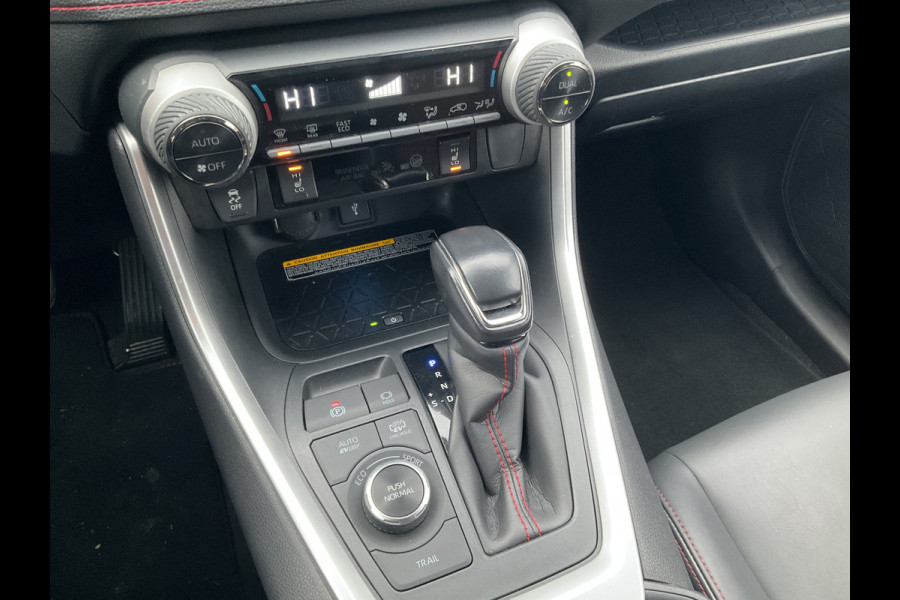 Toyota RAV4 2.5 Hybrid AWD Plug-in Leer Stoel/Stuurverw Carplay Trekhaak Keyless PHEV