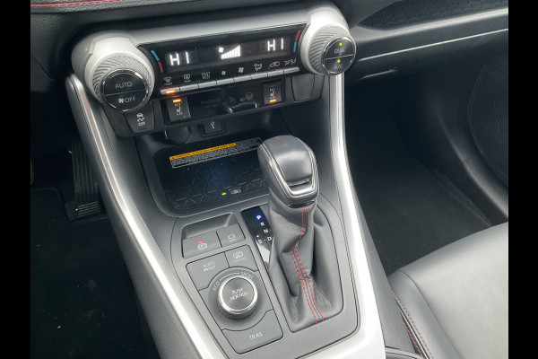 Toyota RAV4 2.5 Hybrid AWD Plug-in Leer Stoel/Stuurverw Carplay Trekhaak Keyless PHEV