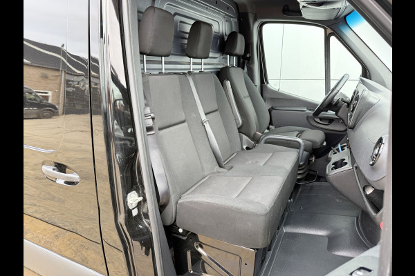 Mercedes-Benz Sprinter 317 1.9 CDI Automaat L3H2 LED 3,5t Trekhaak Climate Control Cruise Control Navigatie Carplay Lucht Geveerde Stoel Stoelverwarming