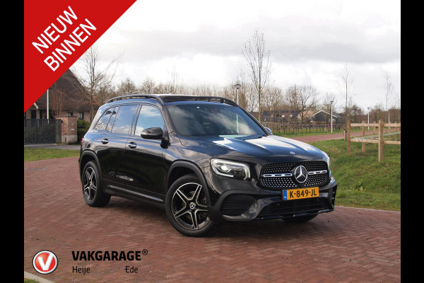 Mercedes-Benz Glb 200 Business Solution AMG 7 persoons | Panoramadak | Trekhaak | Burmester | Sfeerverlichting | Camera |