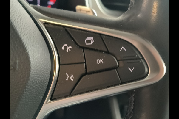 Renault Captur 1.3 TCe 140 Intens uit 2023 Rijklaar + 12 maanden Bovag-garantie Henk Jongen Auto's in Helmond,  al 50 jaar service zoals 't hoort!