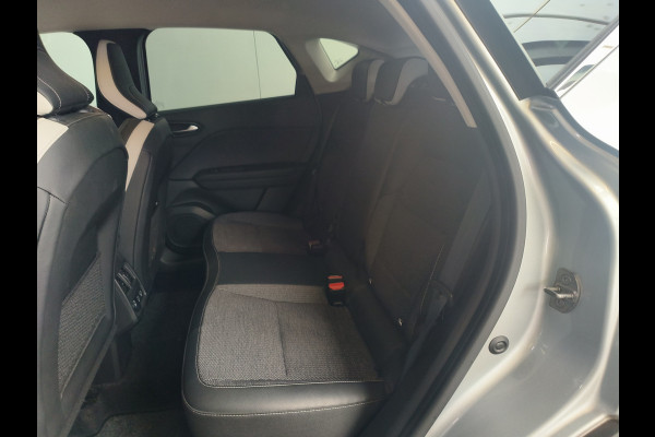 Renault Captur 1.3 TCe 140 Intens uit 2023 Rijklaar + 12 maanden Bovag-garantie Henk Jongen Auto's in Helmond,  al 50 jaar service zoals 't hoort!