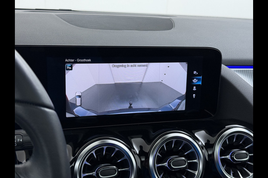 Mercedes-Benz B-Klasse 250e Luxury // Trekhaak // Panorama dak // Camera // MultiBeam LED // Sfeerverlichting // Stoelverwarming // Wide Screen