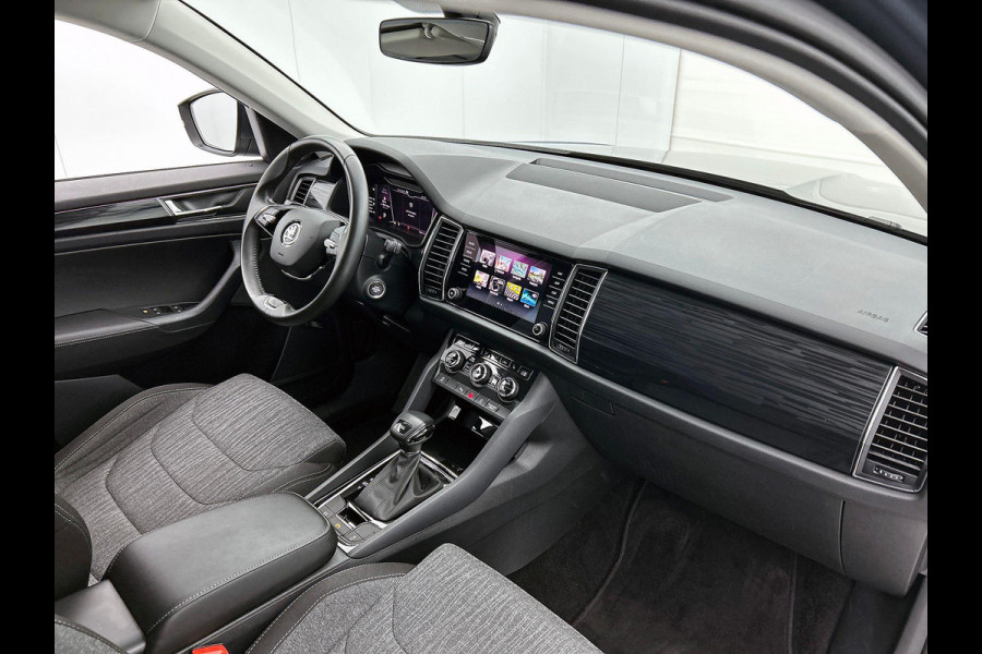 Škoda Kodiaq 1.5 TSI 150pk Automaat Style 7p. | Navigatie | Apple Carplay/Android Auto | Adaptive Cruise Control | Parkeer sensoren | Camera | Elektrische achterklep | Stoel- en stuurverwarming | Virtual Cockpit | Keyless Entry/Start | Ledverlichting | Getinte ramen | Climate Control