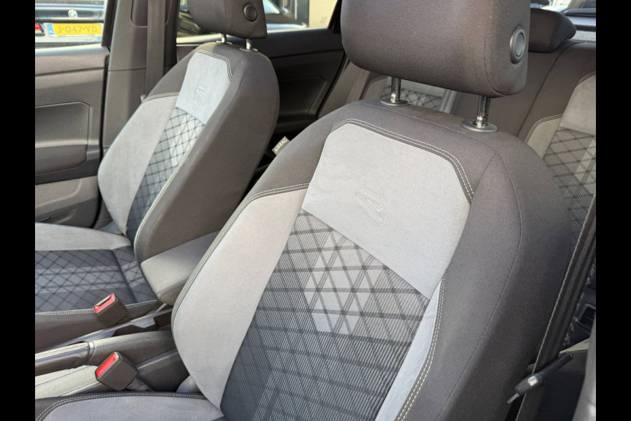 Volkswagen Taigo 1.0 TSI R-Line | PANO l ACC