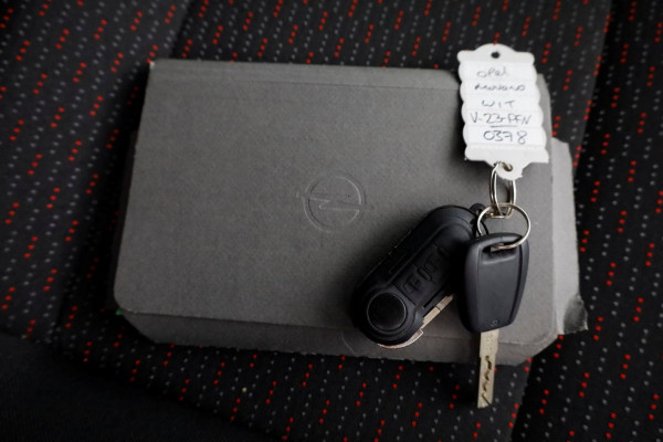 Opel Movano 2.2D 140pk Bakwagen met laadklep 1.060kg laadvermogen 05-2022