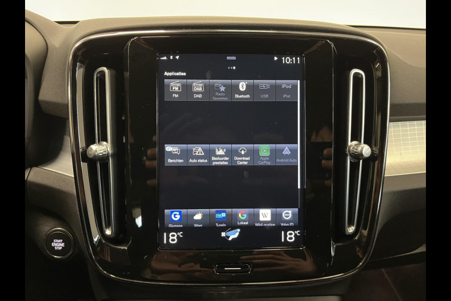 Volvo XC40 1.5 T2 Business Pro | Climate Control | Navigatie | Apple Carplay/Android Auto | PDC Achter | Trekhaak | Cruise Control | Lichtmetalen Velgen