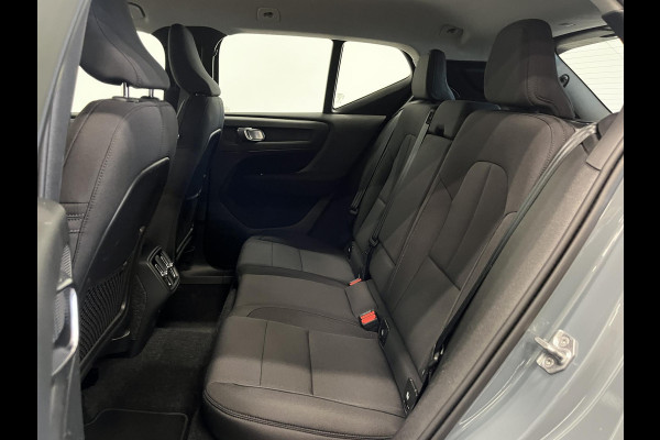 Volvo XC40 1.5 T2 Business Pro | Climate Control | Navigatie | Apple Carplay/Android Auto | PDC Achter | Trekhaak | Cruise Control | Lichtmetalen Velgen