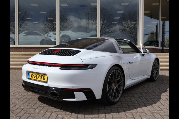 Porsche 911 Targa 4S 3.0 450 PK 992 ORIGINEEL NEDERLANDS | SPORTUITLAAT | 17.981 KM | 360 CAMERA | 20 INCH LMV