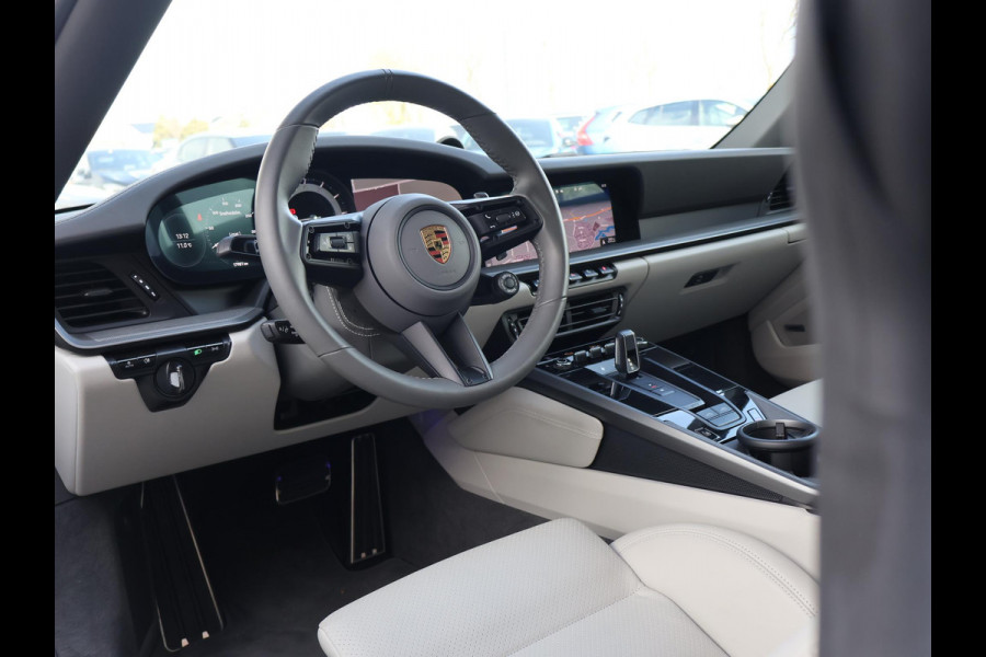 Porsche 911 Targa 4S 3.0 450 PK 992 ORIGINEEL NEDERLANDS | SPORTUITLAAT | 17.981 KM | 360 CAMERA | 20 INCH LMV