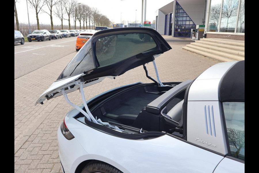 Porsche 911 Targa 4S 3.0 450 PK 992 ORIGINEEL NEDERLANDS | SPORTUITLAAT | 17.981 KM | 360 CAMERA | 20 INCH LMV