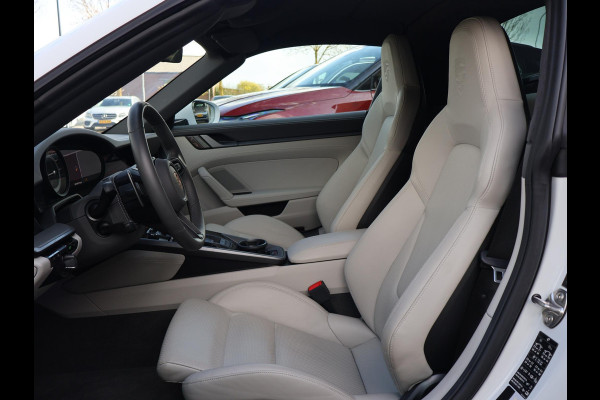 Porsche 911 Targa 4S 3.0 450 PK 992 ORIGINEEL NEDERLANDS | SPORTUITLAAT | 17.981 KM | 360 CAMERA | 20 INCH LMV