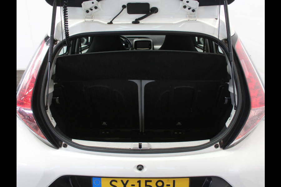 Toyota Aygo 1.0 VVT-i x-fun AIRCO | CAMERA | STB | LED | ELRM/SP | CV