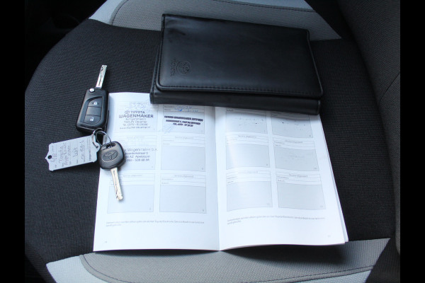 Toyota Aygo 1.0 VVT-i x-fun AIRCO | CAMERA | STB | LED | ELRM/SP | CV